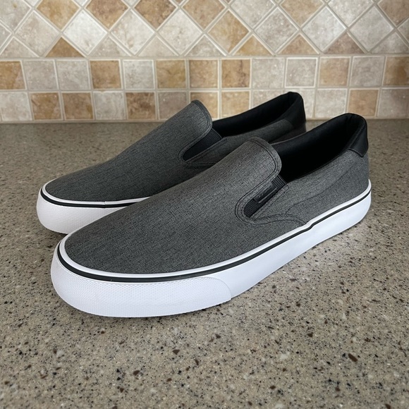 LUGZ Men’s Clipper Casual Slipon Loafer Sneaker Size 10 in Charcoal/Black/White - Picture 2 of 10